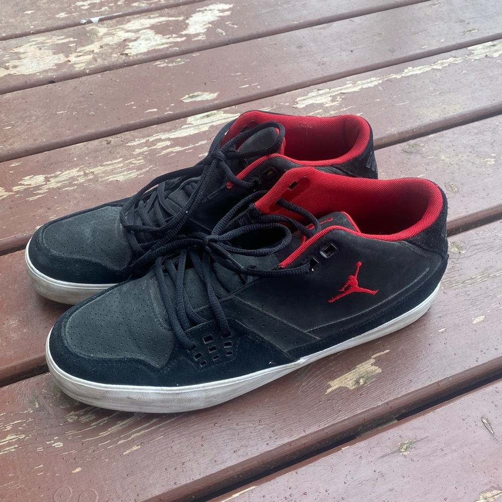 Black and red Men’s Jordan’s